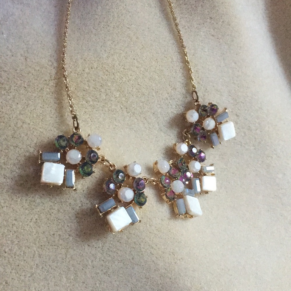 Jewel statement necklace